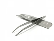 ピンセット　平型先曲　150mm