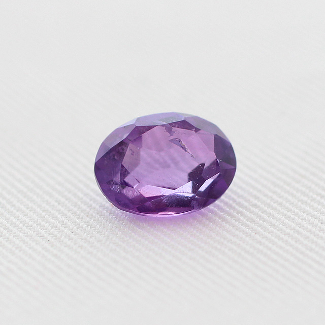 アメシスト　５×７ｍm　 オーバルカット
