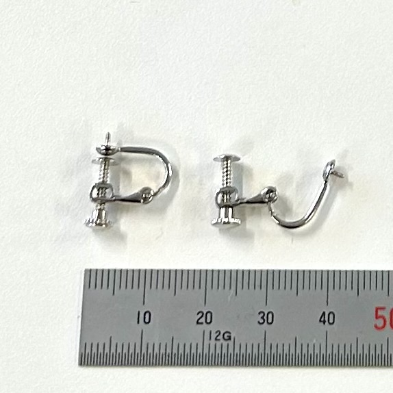 イヤリング金具　バネ　直　　２ペアセット入