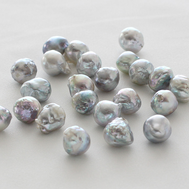 アコヤ  ナチュラル 約９ｍｍ 穴なし・片穴