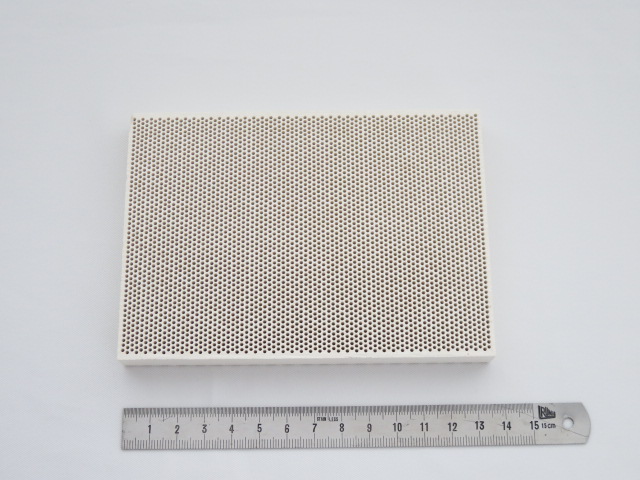 セラミックロー付台穴アキ（Ｓ）