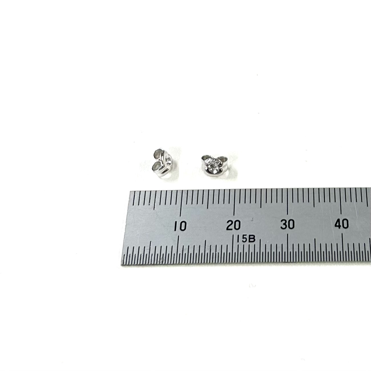 Ｋ１４WG　ピアスキャッチ　０．９mm用