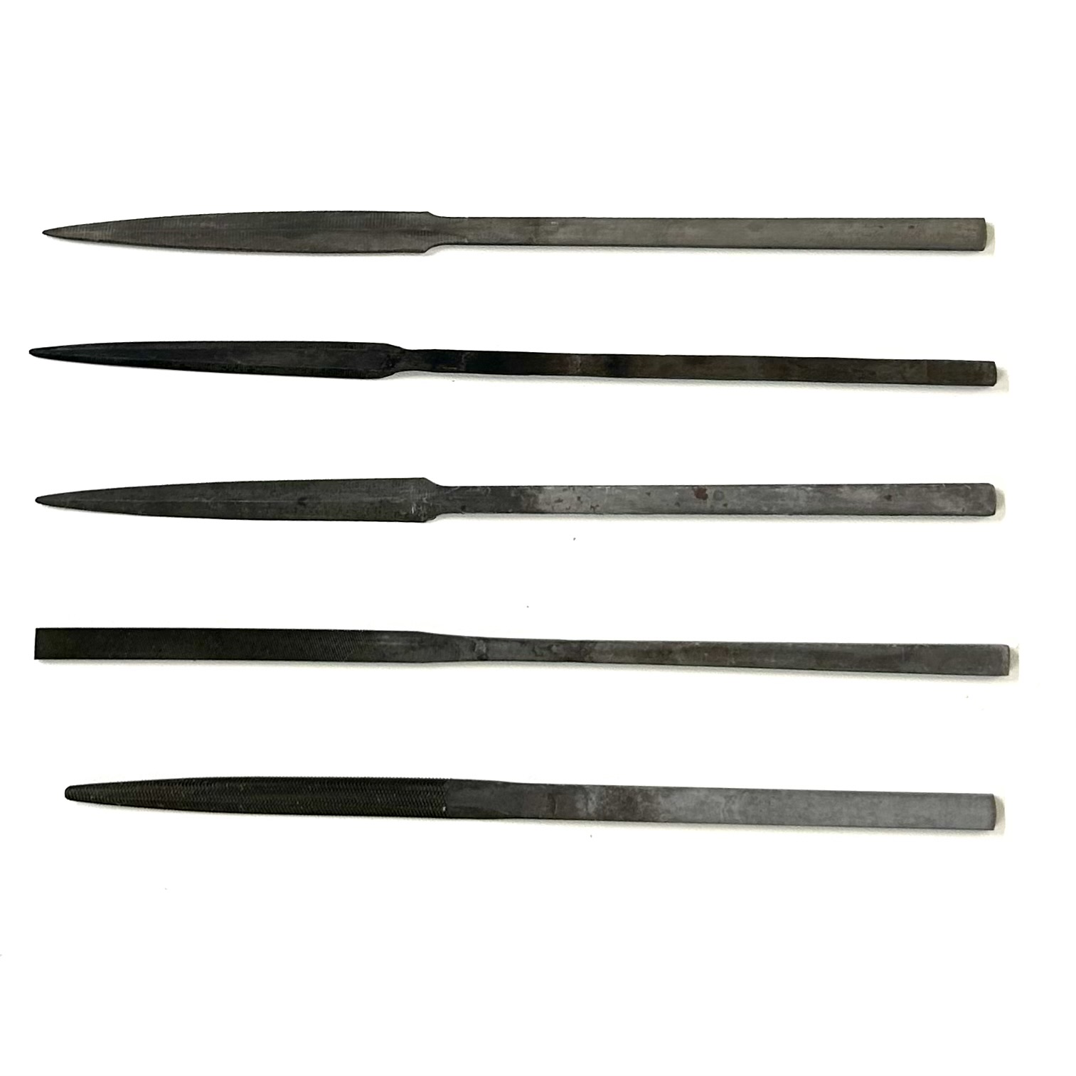 手切りヤスリ　1２本組　中目　