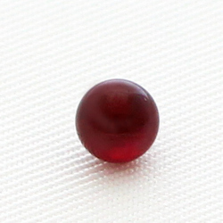 ロードライトガーネット ５mm 片穴