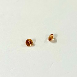 スぺサルティンガーネット　ラウンドカット　３ｍｍ
