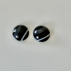 サードオニキス　１５ｍｍ　カボション