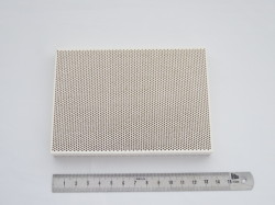 セラミックロー付台穴アキ（Ｓ）