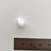 ミルキーキュービック（片穴）7x10mm