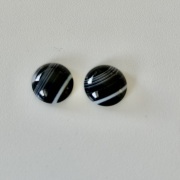 サードオニキス　１５ｍｍ　カボション