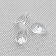 ホワイトトパーズ　５ｘ７ｍｍ ペアシェイプカット