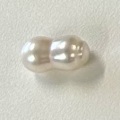 アコヤツインパール（片穴）