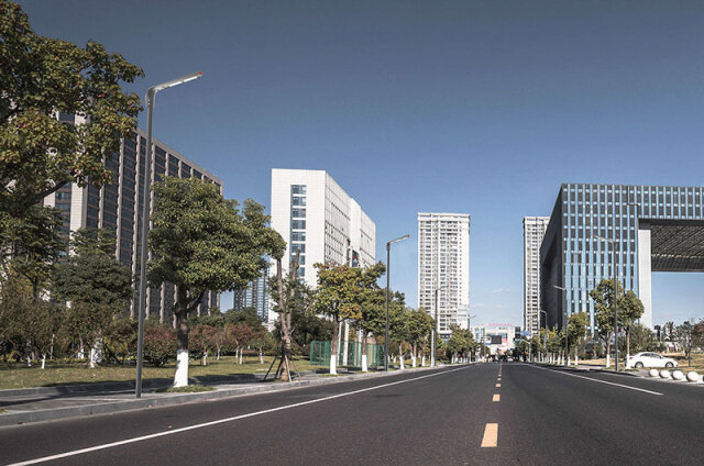 小型T11-15w白光 LED街灯 ソーラー式街路灯 9v/8w IP65相当 夜間自動