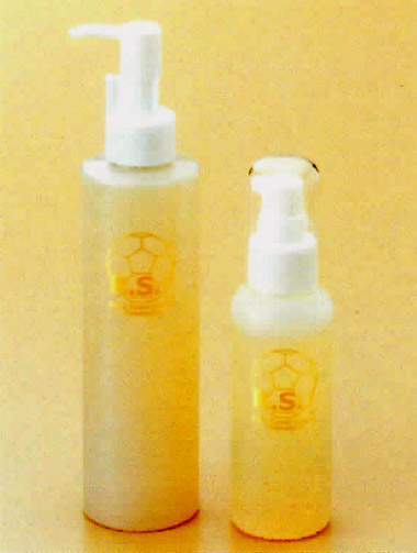 【フラーレン　クレンジング】　ビタミンＣの４００倍！　フラーレン　配合　しわ・しみ・乾燥・にきび対策に！アレルギーなどの敏感肌もＯＫ　ナノコラーゲン・スクワラン配合　：ベルクール　フラーベルＣ６０　クレンジング　１００ｍｌ　お試しサイズ×２本セット