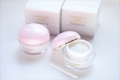 【送料無料】【サロン専売品】★ＥＧＦ　★フラーレン★馬プラセンタ★アルジレリン★リピジュア★ピクノジェノール★コラーゲン★アルブチン　…弾力ツヤ肌成分を６０％配合！：ＰＡエレガント・ホワイト・クリーム×２個セット