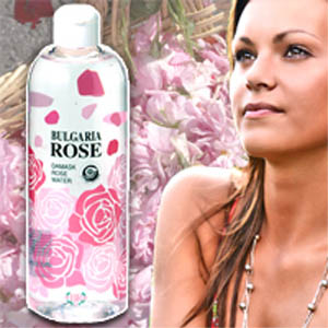 【送料無料】１００％天然で作られた自然化粧水：ダマスク　ローズウォーター（お徳用ボトル５００ｍｌ）