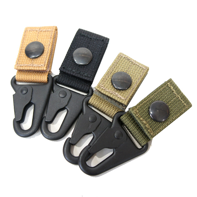 強固な耐久性とミリタリーカラーが魅力なハードフック。☆key holder