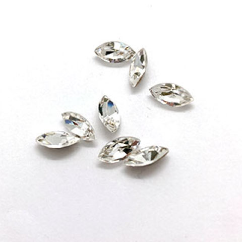 スワロフスキーのクリスタルビーズ スワロフスキー #4200 クリスタル 8x4mm 8ヶ