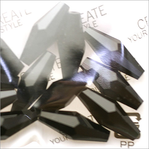 スワロフスキー #5205　ジェット