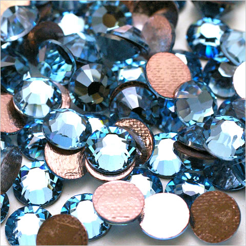 スワロフスキー　ホットフィックス　アクアマリン