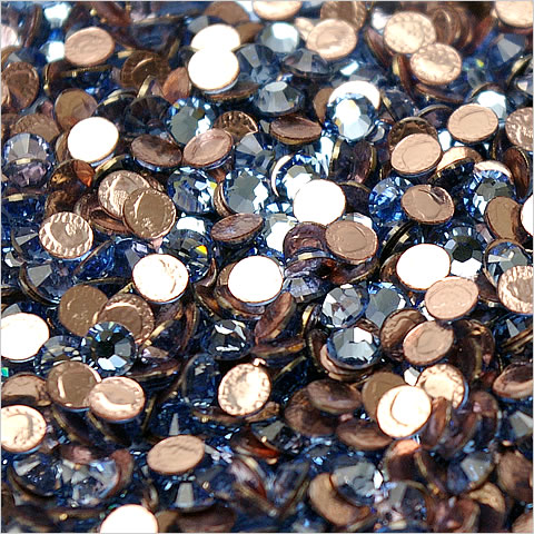 スワロフスキーホットフィックス　ライトサファイア