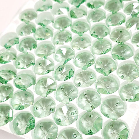 プレシオサ#2552 MC 14mm MCオクタゴン（1穴） ライトグリーン 77個
