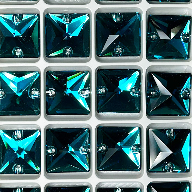 AURORAクリスタルのスクエアの画像01