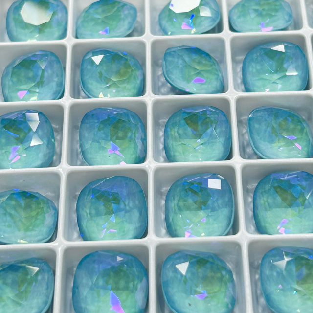 AURORA A4470 Cushion Square Fancy Stone クリスタル サマーブルー