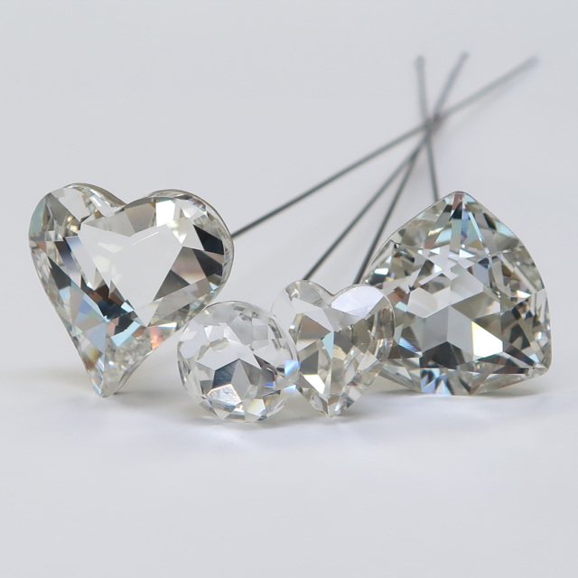 AURORA クリスタルフラワーピン