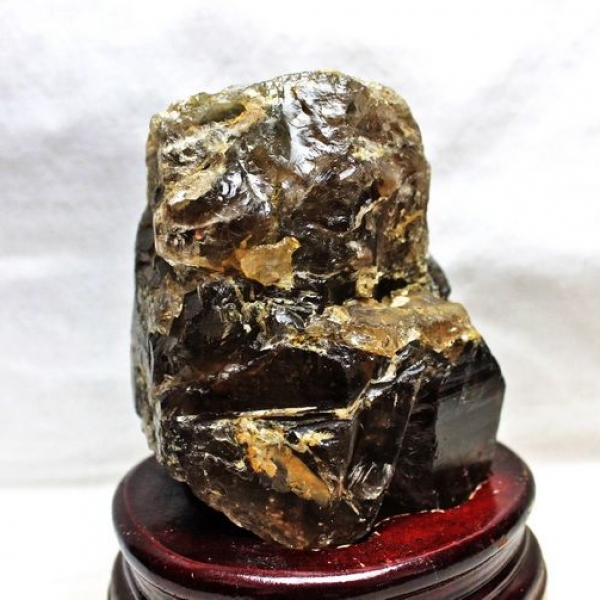 1.3Kg 虹入り ライトニング水晶[S61-38]