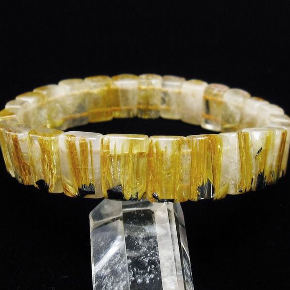 ゴールドタイチンルチル バングル [T107-4308]