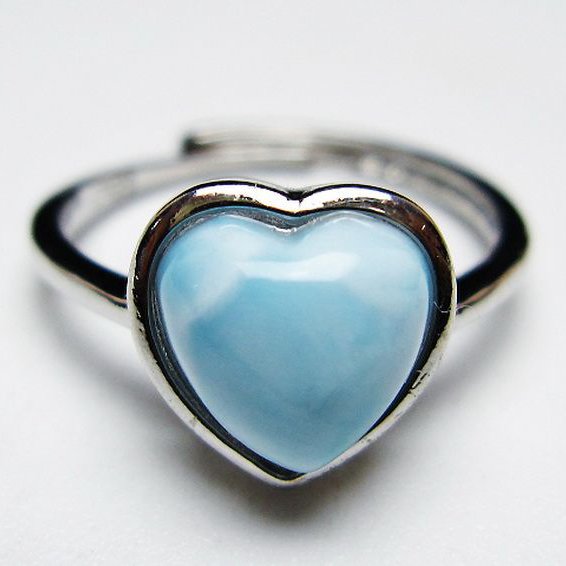 ラリマーの指輪たん！綺麗！ ラリマールのヒーリング効果を指先に！ラリマールリング PT900