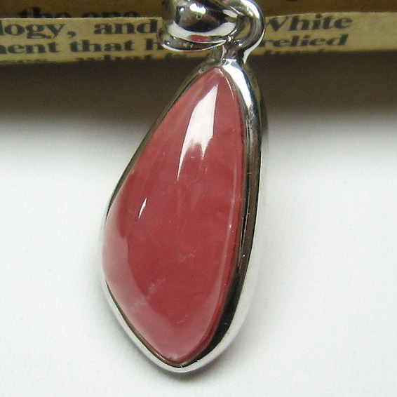 インカローズ ロードクロサイト ペンダント [T117-1905]