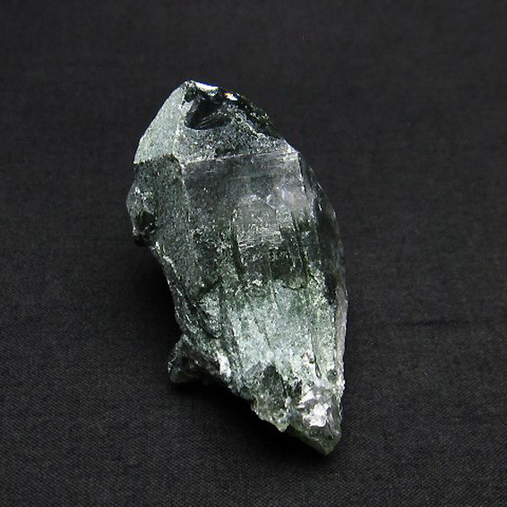 グリーンファントムクォーツ アメリカ産 [T126-7689]