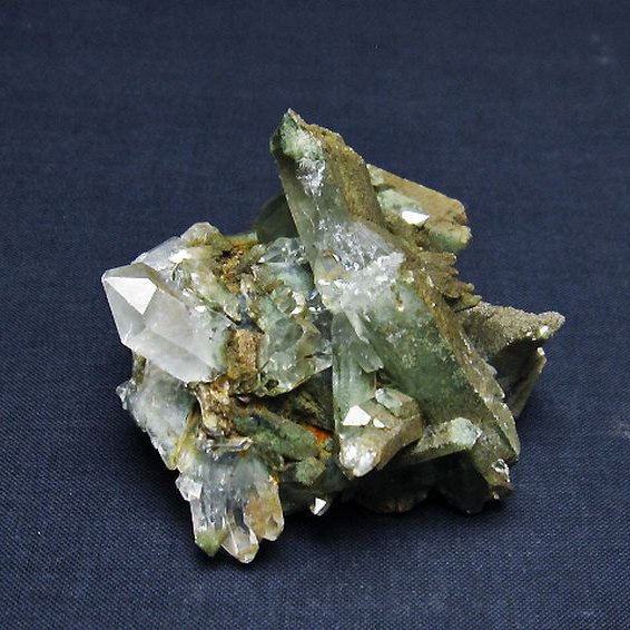グリーンファントムクォーツ　クラスター アメリカ産 [T126-7836]