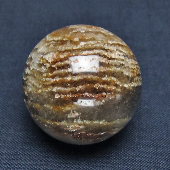 赤ガーデンファントム水晶 丸玉 28mm [T129-2991]