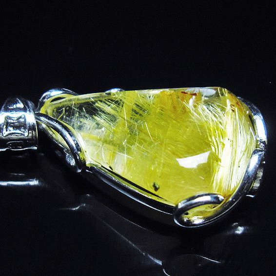 ゴールドタイチンルチル ペンダント [T134-3820]