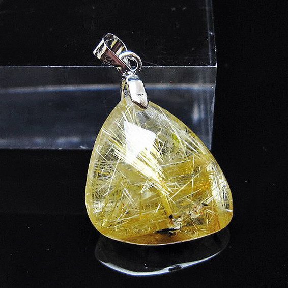 ゴールドタイチンルチル ペンダント [T134-4176]