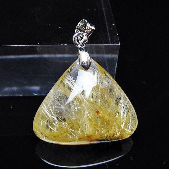 ゴールドタイチンルチル ペンダント [T134-4181]