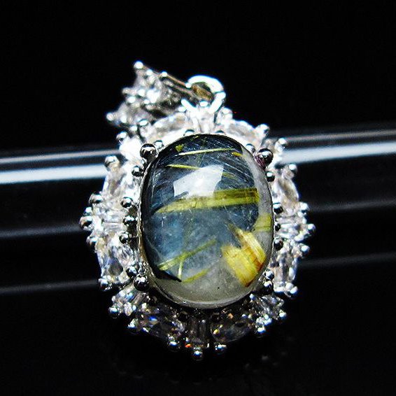 ゴールドタイチンルチル ペンダント [T134-4255]