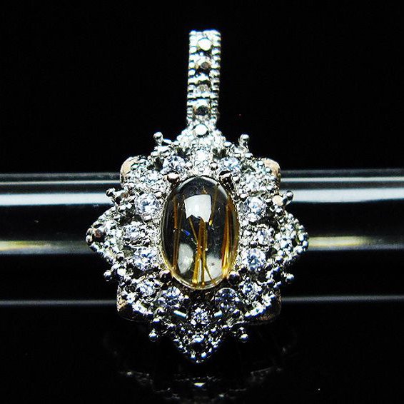 ファイナルグレード金針ルチル水晶 ペンダント [T134-4367]