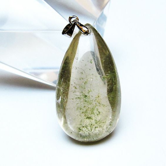 ガーデン水晶 ペンダント [T136-4513]