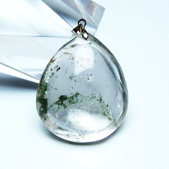 グリーンファントム ペンダント [T136-4523]