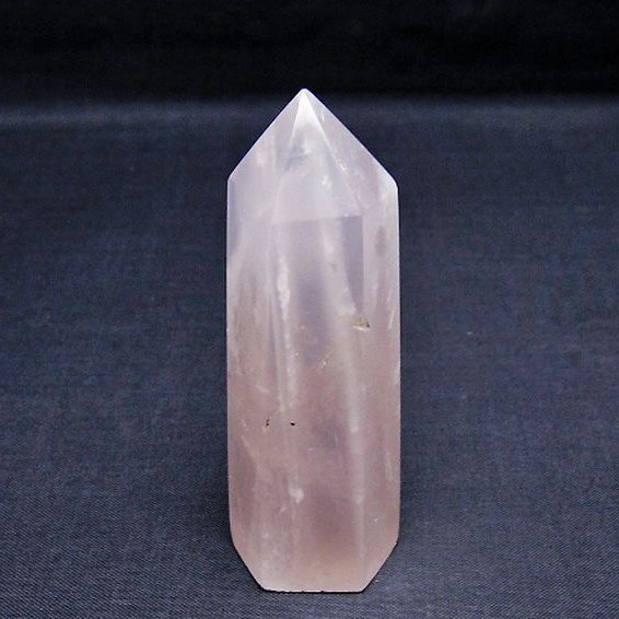 ローズクォーツ 六角柱 [t138-6519]