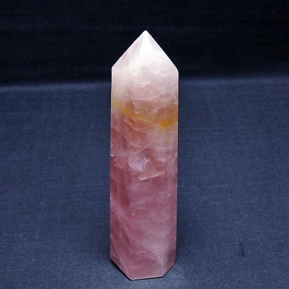 ローズクォーツ 六角柱 [t138-6699]