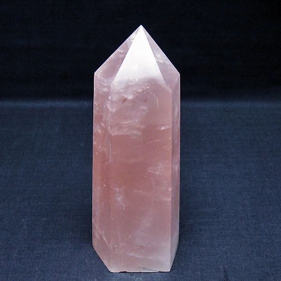 ローズクォーツ 六角柱 [t138-6751]