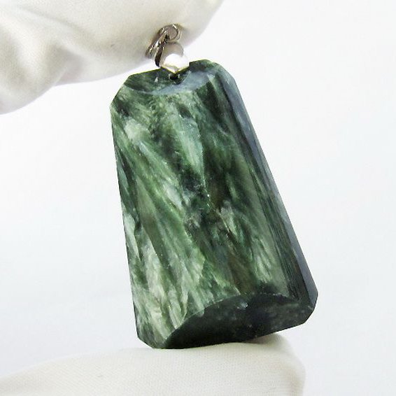 セラフィナイト ペンダント [T14-3103]