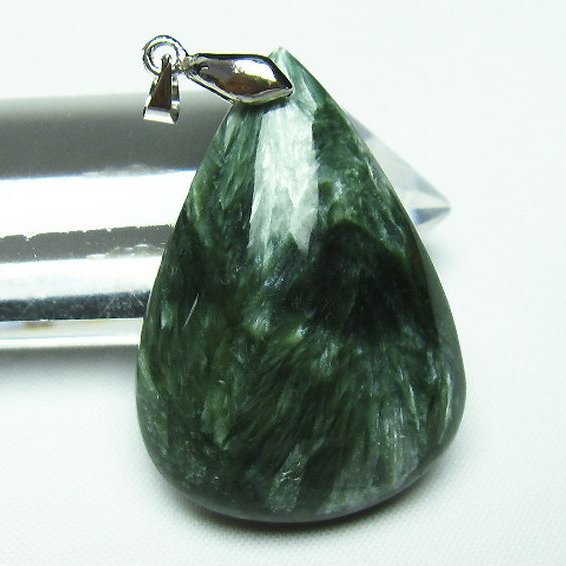 セラフィナイト ペンダント [t14-3180]