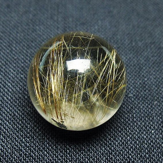 ゴールドタイチンルチル入り 水晶 丸玉 16mm [t145-2253]