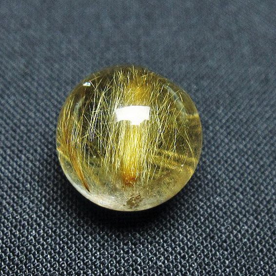 ゴールドタイチンルチル入り 水晶 丸玉 13mm [T145-2316]