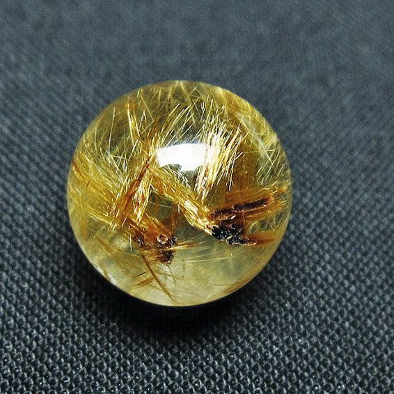 ゴールドタイチンルチル入り 水晶 丸玉 14mm [T145-2358]